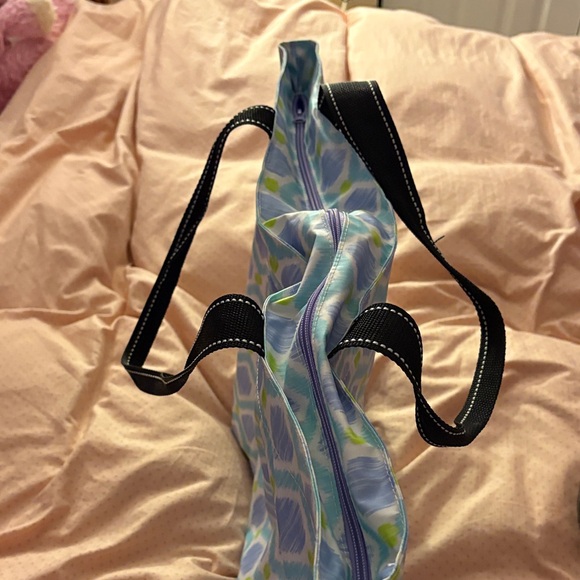 Scout Blue and Green Geometric Tote Bag - Picture 3 of 4